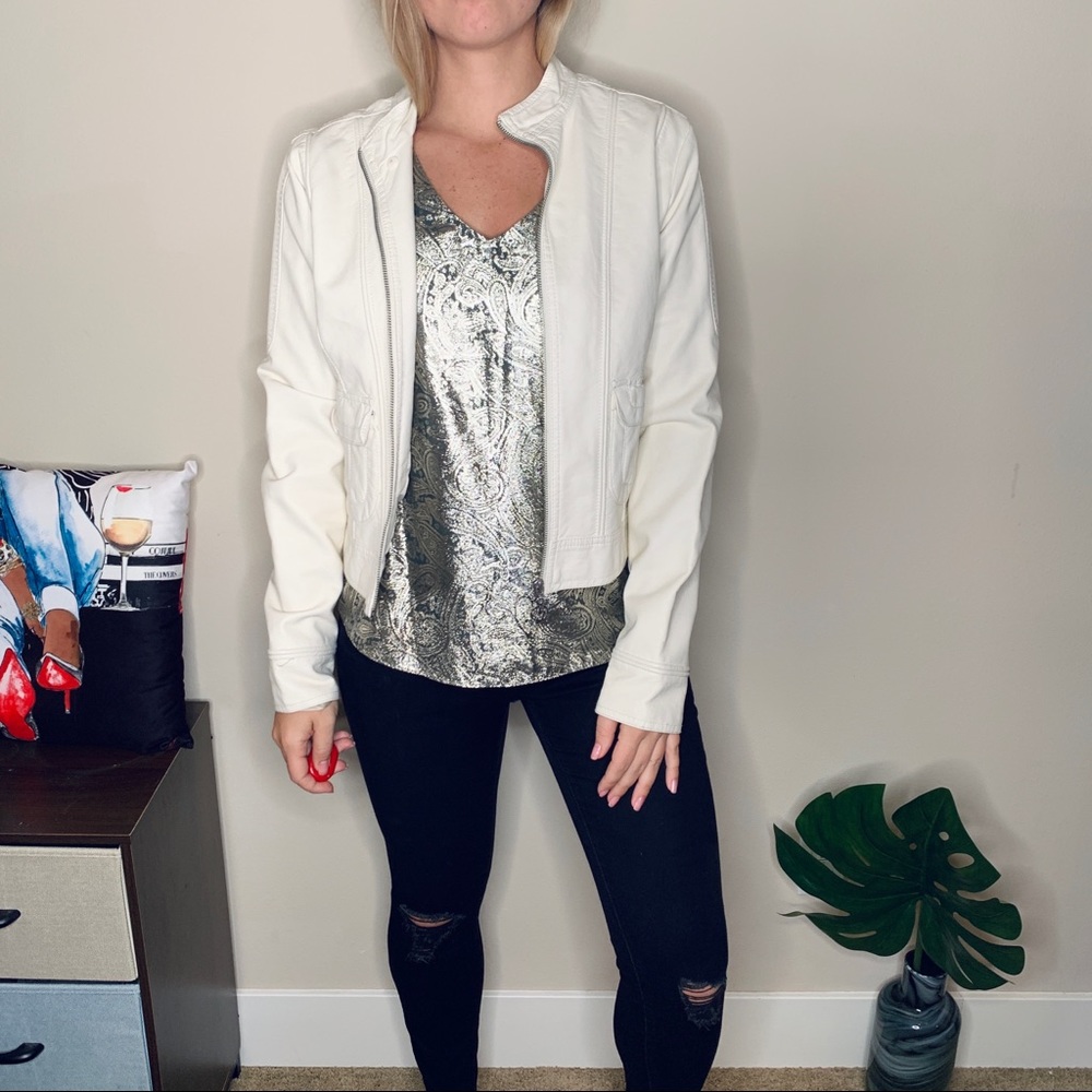 👻The Limited Metallic Paisley Tank Top